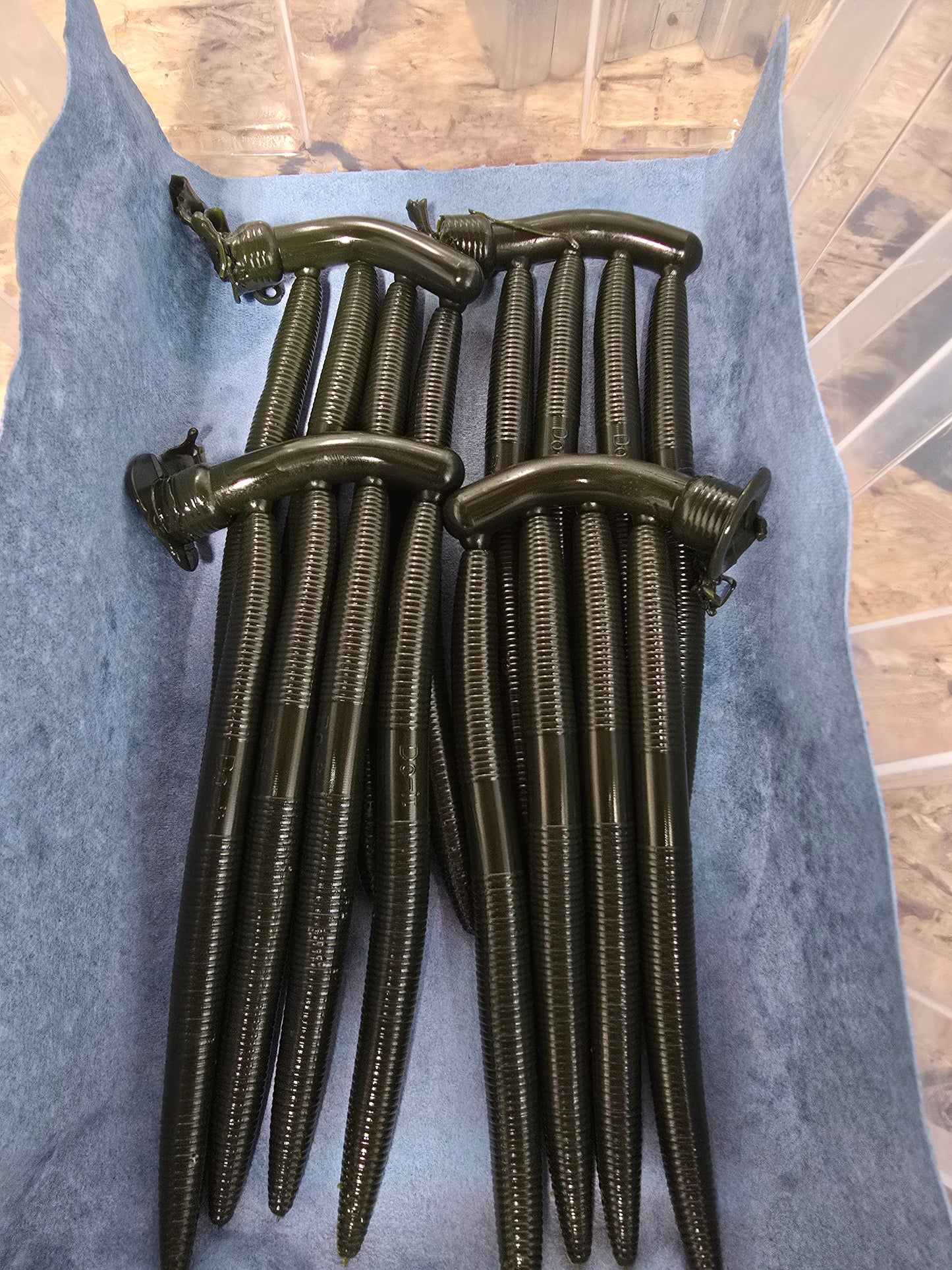 Classic rubber worm 5" or 6" 8PK